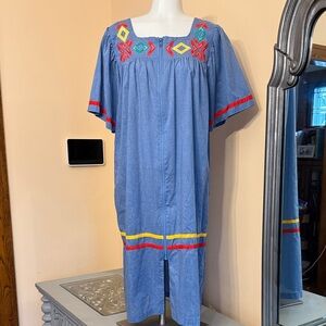 Vintage Smart Time Medium Full Zip Blue Dress with Red and Yellow Accents